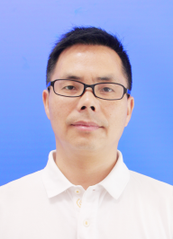 杨成